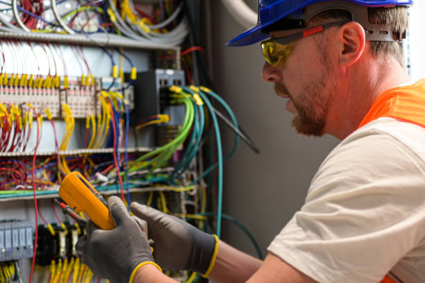 Best Affordable Emergency Electrician  in Brooklyn, OH